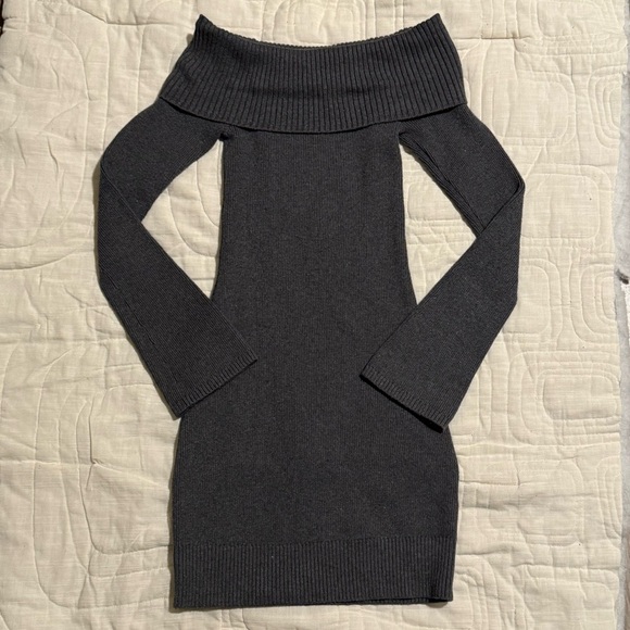 Hollister XS Grey Off The Shoulder Dress - Picture 1 of 3
